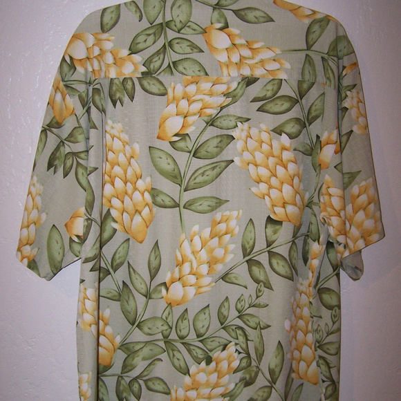 TOMMY BAHAMA 100% SILK HAWAIIAN CAMP SHIRT S0672 - Picture 7 of 7